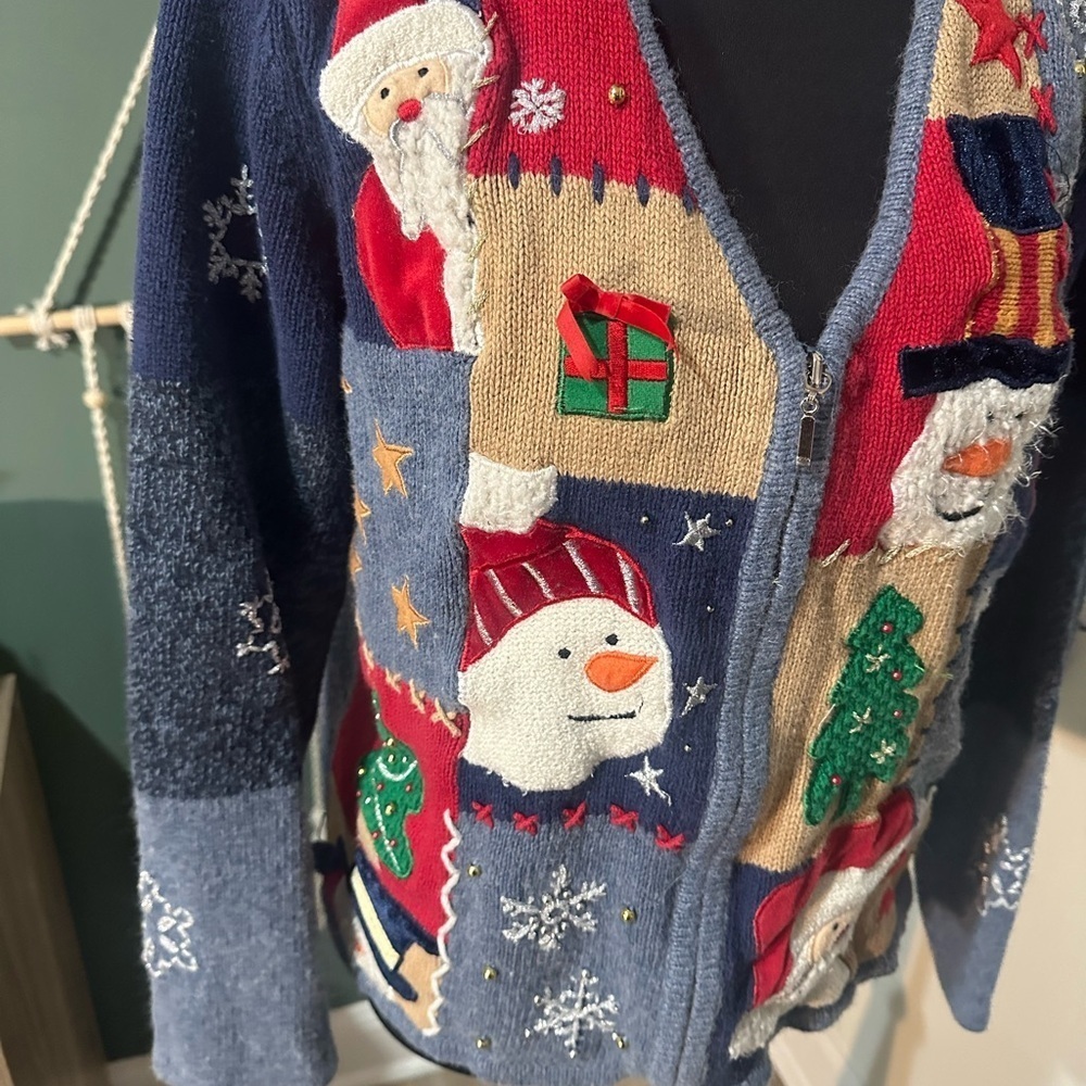 Vintage Studio Joy Patchwork Holiday Cardigan with Festive Embroidery size S - Picture 4 of 8